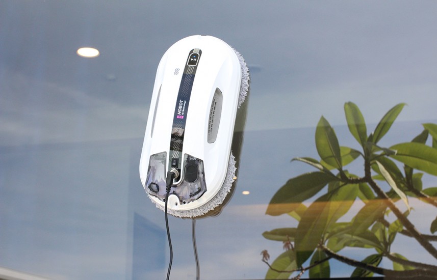 Nová generace čištění oken s duálním ultrasonickým rozprašovačem