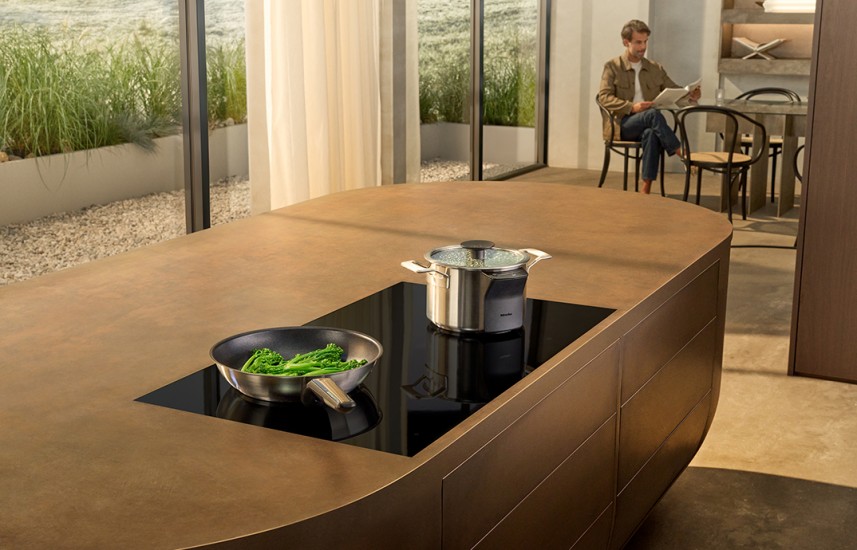  Jaro 2026 přinese novou éru vaření. Miele uvede na český trh inteligentní systém M Sense a varné desky KM 8000