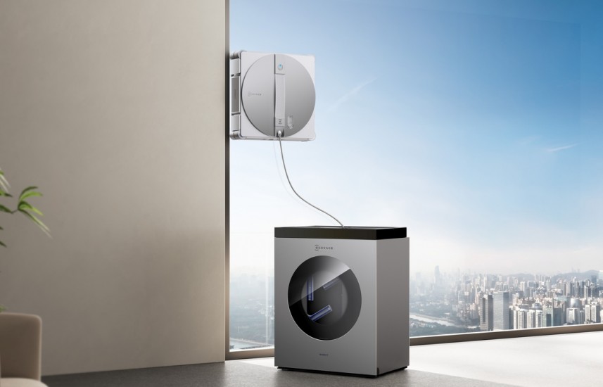 Budoucnost mytí oken je tady. Ecovacs WINBOT W3 OMNI jako první robot na světě sám pere své čisticí utěrky